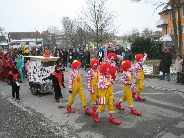../Images/2006-02-26_Fasnachts-Motto_064.jpg