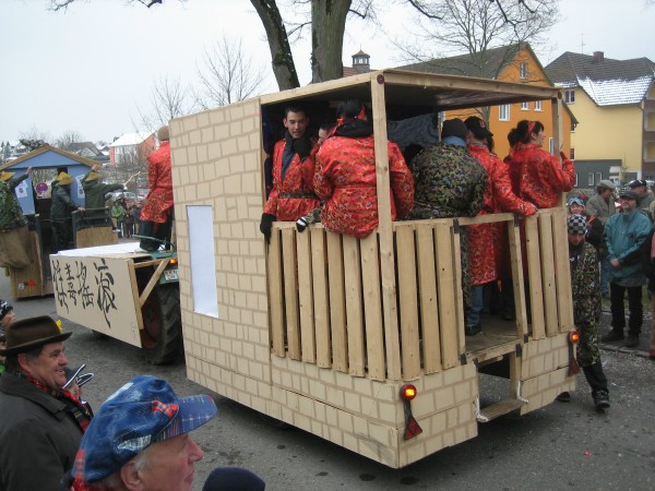 ../Images/2006-02-26_Fasnachts-Motto_088.jpg