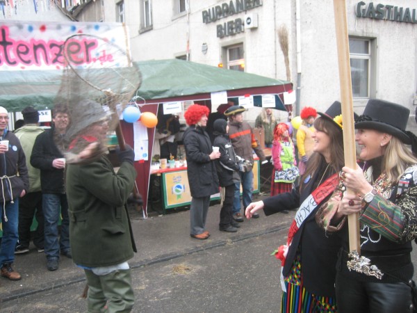 ../Images/2009-02-08_Grundele_Narrentreffen-Allensbach_079.jpg