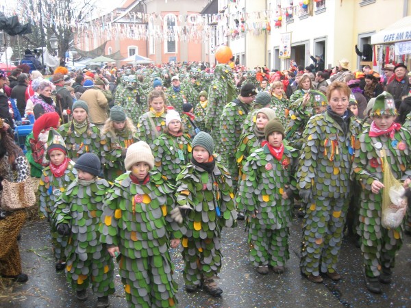 ../Images/2009-02-08_Grundele_Narrentreffen-Allensbach_107.jpg