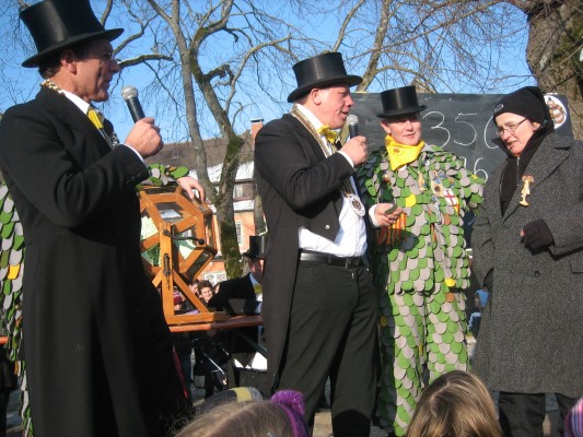 ../Images/2010-02-16_Fasnachts-Dienschtig_041.jpg