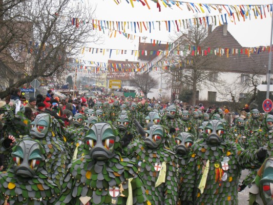 ../Images/2011-01-30_Narrenumzug-Orsingen_057.jpg