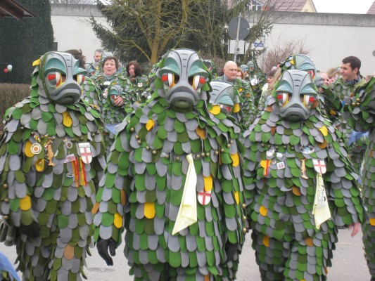 ../Images/2011-01-30_Narrenumzug-Orsingen_077.jpg