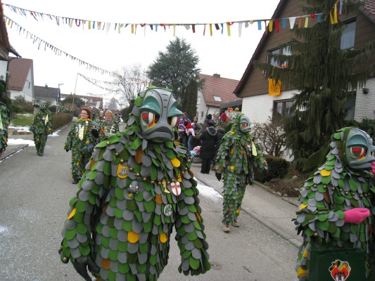 ../Images/2011-01-30_Narrenumzug-Orsingen_093.jpg
