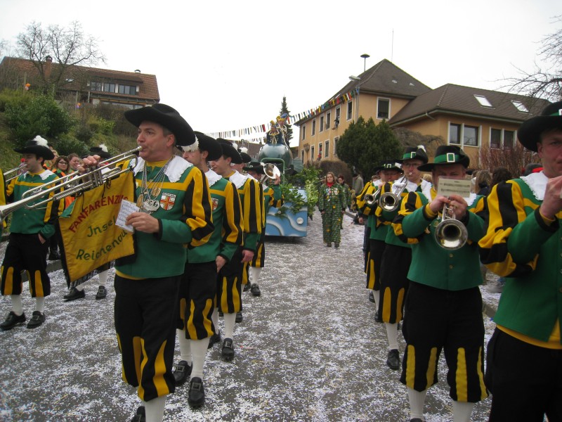 ../Images/2014-02-16_Narrenumzug-Erzingen_041.jpg
